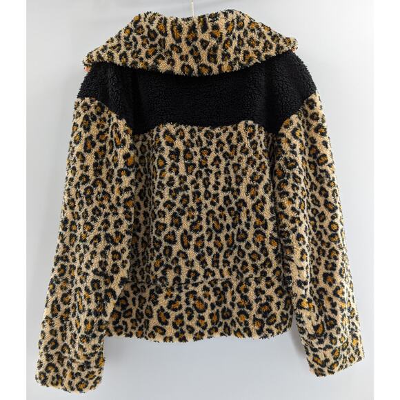 Women’s Leopard Print Sherpa Fleece Pullover - Picture 4 of 11